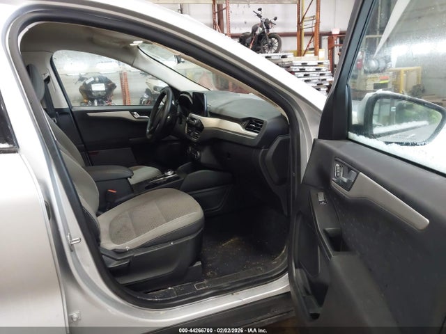2020 FORD ESCAPE 1FMCU9G69LUA26511 Photo 4