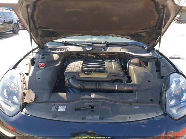 2016 PORSCHE CAYENNE WP1AA2A27GLA08973 Photo 9