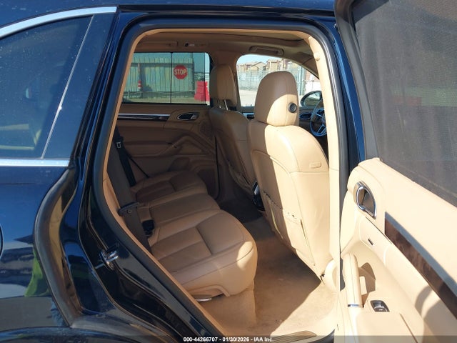 2016 PORSCHE CAYENNE WP1AA2A27GLA08973 Photo 7