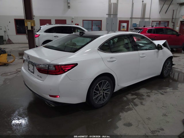 58ABK1GG2JU111143 Lexus ES 350