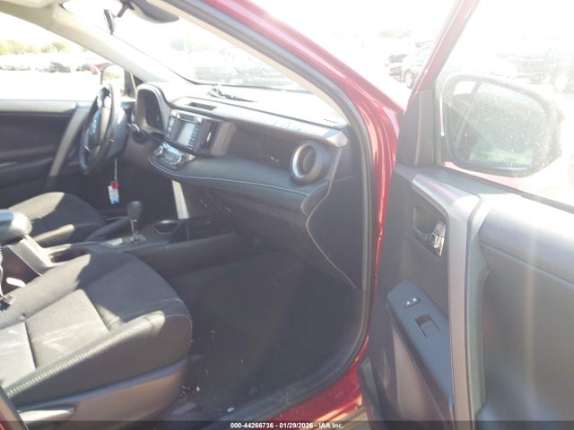 Aukcja sprzedaży 2018 Toyota Rav4 Xle, vin: 2T3WFREV5JW498047, numer aukcji: 44266736