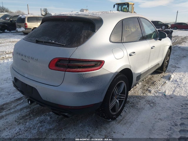 2016 PORSCHE MACAN WP1AB2A52GLB54673 Photo 3