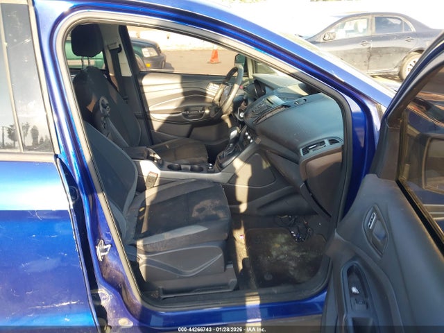 1FMCU0F77EUA35054 Ford ESCAPE S