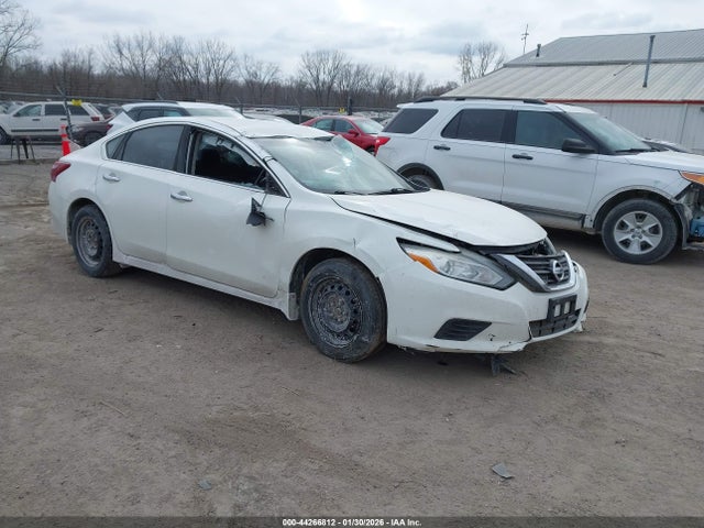 1N4AL3AP9JC144418 Nissan Altima 2.5 S