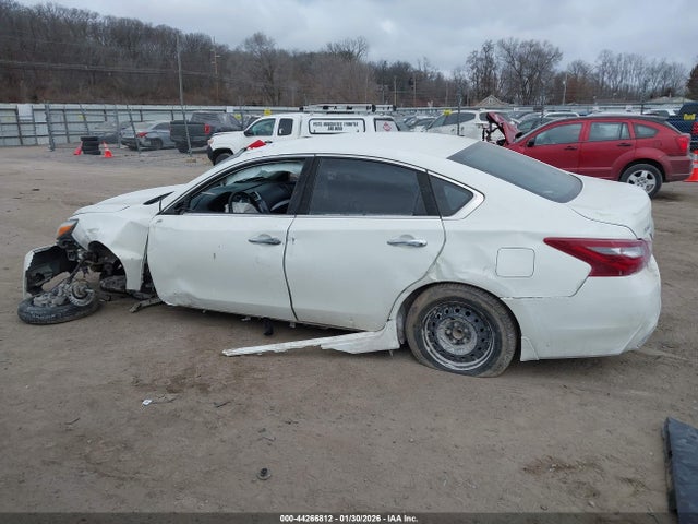 1N4AL3AP9JC144418 Nissan Altima 2.5 S