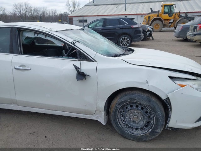 1N4AL3AP9JC144418 Nissan Altima 2.5 S
