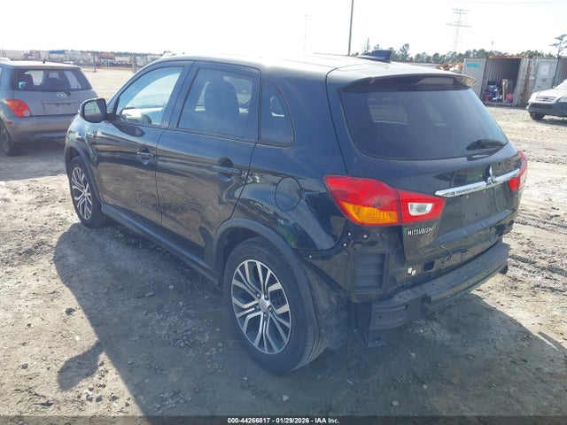 JA4AP3AUXJU000966 Mitsubishi Outlander Sport 2.0 Es