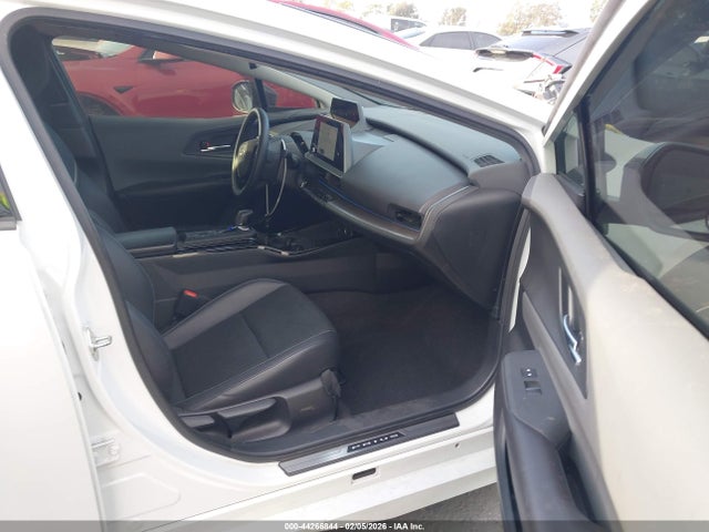 2023 TOYOTA PRIUS JTDACAAU2P3000304 Photo 4