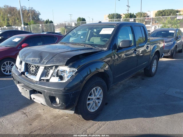 1N6AD0ERXJN725140 Nissan Frontier Sv