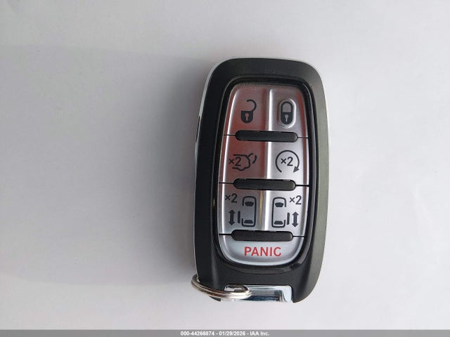 Chrysler Pacifica Select 2026 2C4RC1BG0TR215516 Image 11