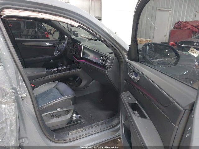 44266876 :رقم المزاد ، 1V2FE2CA4SC202173 vin ، 2025 Volkswagen Atlas Cross Sport 2.0t Sel Premium R-line مزاد بيع