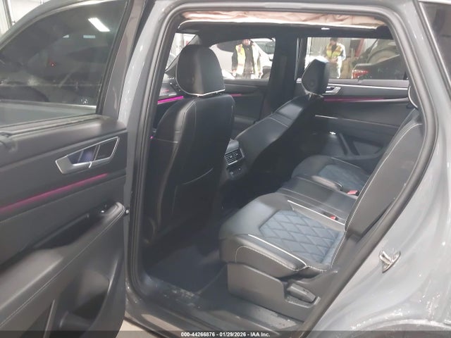 44266876 :رقم المزاد ، 1V2FE2CA4SC202173 vin ، 2025 Volkswagen Atlas Cross Sport 2.0t Sel Premium R-line مزاد بيع