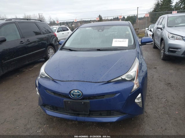 Toyota Prius Three Touring 2016 JTDKARFU4G3522983 Image 12