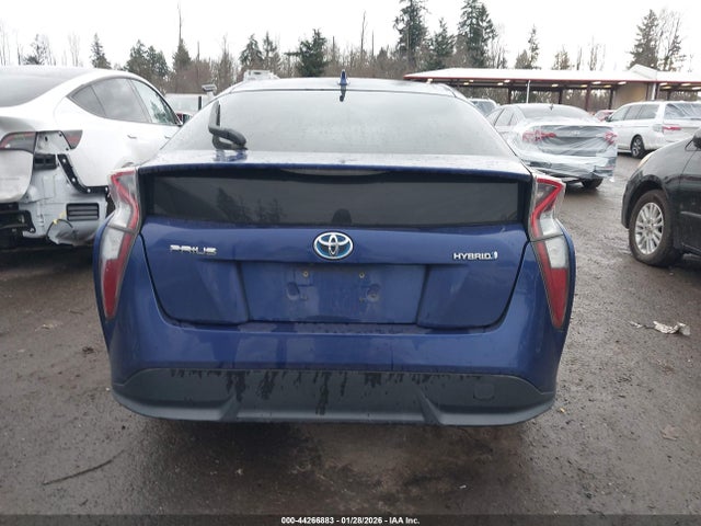 Toyota Prius Three Touring 2016 JTDKARFU4G3522983 Image 16