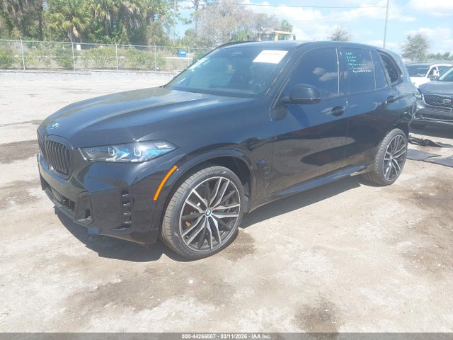 5UX13EU00T9087335 BMW X5 Sdrive40i