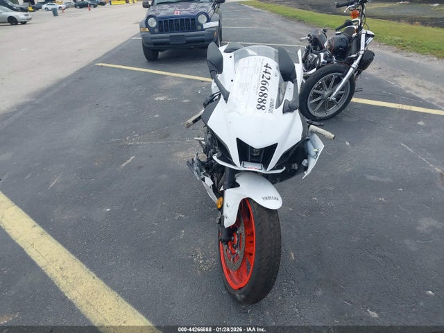JYARM38E7PA006309 Yamaha Yzfr7