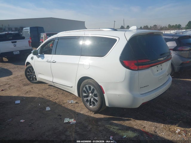 2021 CHRYSLER PACIFICA HYBRID 2C4RC1N74MR507893 Photo 2