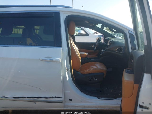 2021 CHRYSLER PACIFICA HYBRID 2C4RC1N74MR507893 Photo 4