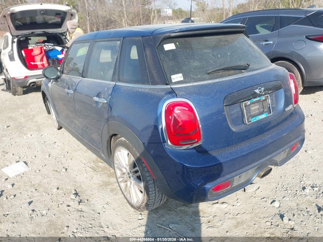 2015 MINI HARDTOP WMWXU3C53F2B58664 Photo 2