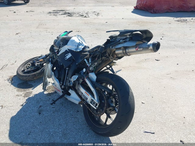 Honda Cbr600 Rr 2016 JH2PC40J6GK200232 Image 3