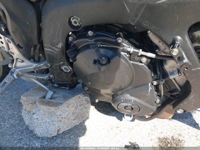 Honda Cbr600 Rr 2016 JH2PC40J6GK200232 Image 8