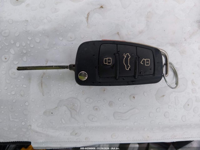 2011 AUDI A6 WAUKGAFB3BN014299 Photo 10