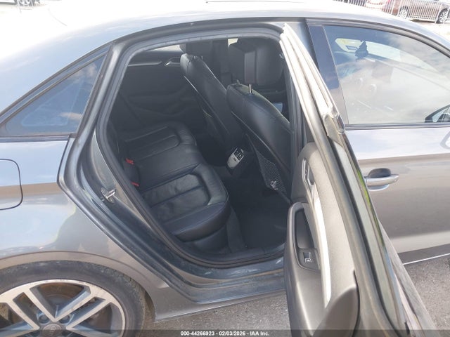 2019 AUDI A3 WAUAUGFF0KA111025 Photo 7