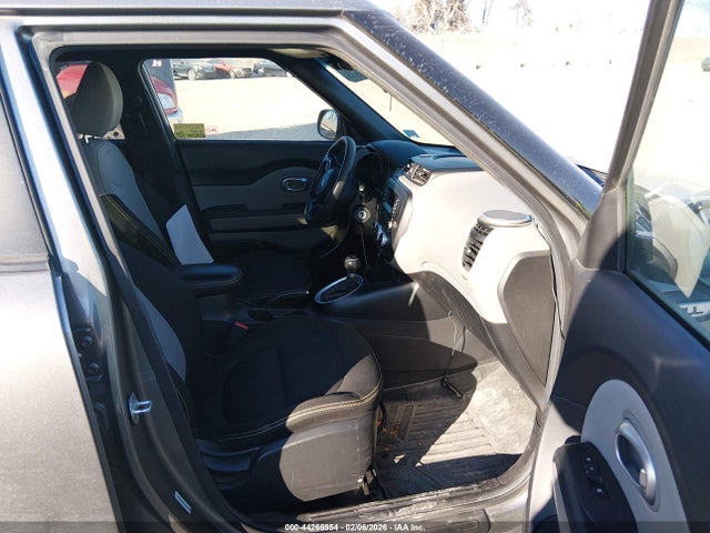 2015 KIA SOUL KNDJP3A52F7171912 Photo 4