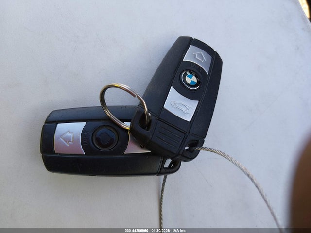 2006 BMW 330I WBAVB33576KR72889 Photo 10