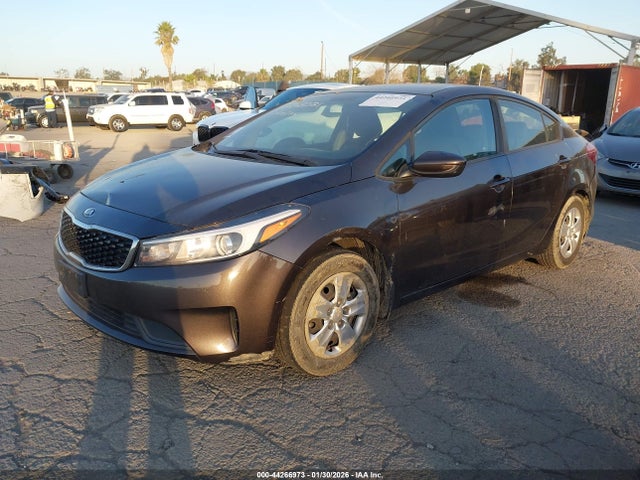 3KPFK4A75JE219195 KIA FORTE LX