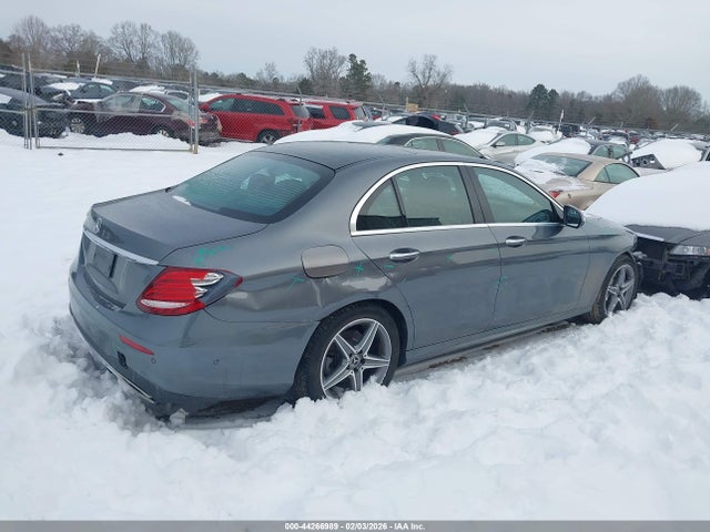 44266989 :رقم المزاد ، WDDZF4JB3JA377727 vin ، 2018 Mercedes-benz E 300 مزاد بيع
