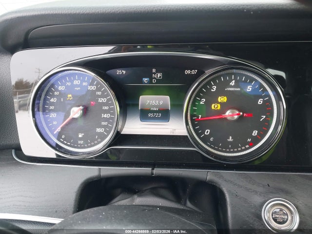 44266989 :رقم المزاد ، WDDZF4JB3JA377727 vin ، 2018 Mercedes-benz E 300 مزاد بيع