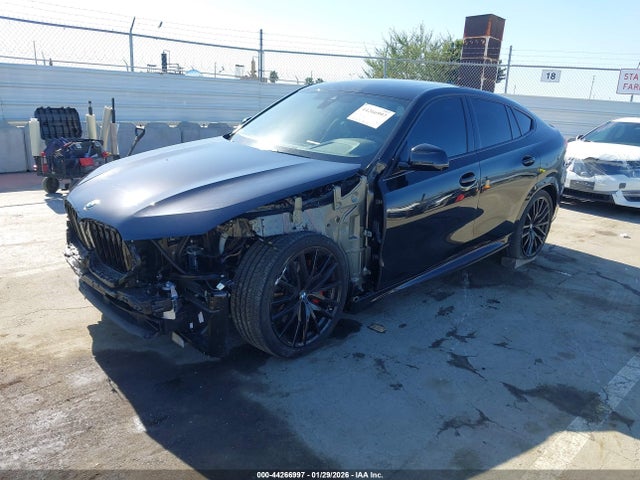 2023 BMW X6 5UXCY6C08P9R85026 Photo 1