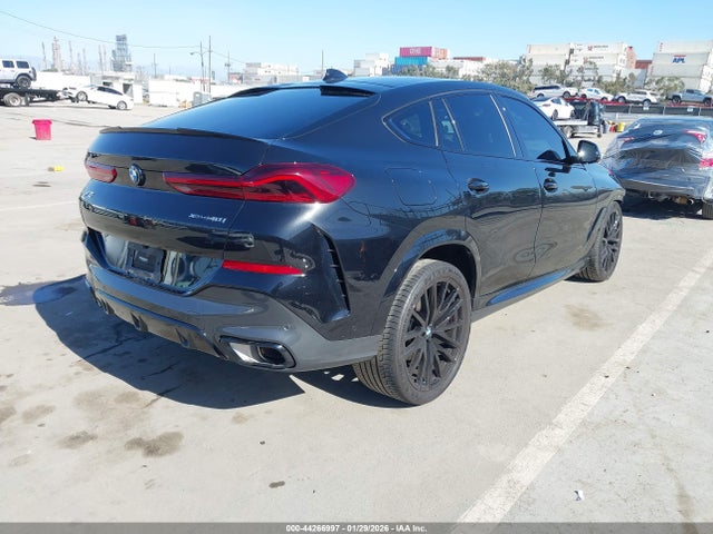 2023 BMW X6 5UXCY6C08P9R85026 Photo 3