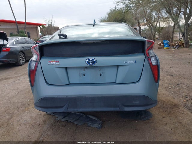 Toyota Prius Three Touring 2016 JTDKARFU8G3020641 Image 16