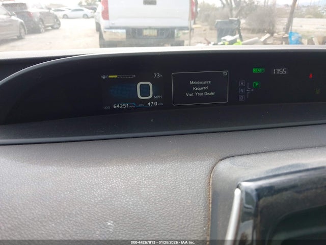Toyota Prius Three Touring 2016 JTDKARFU8G3020641 Image 7