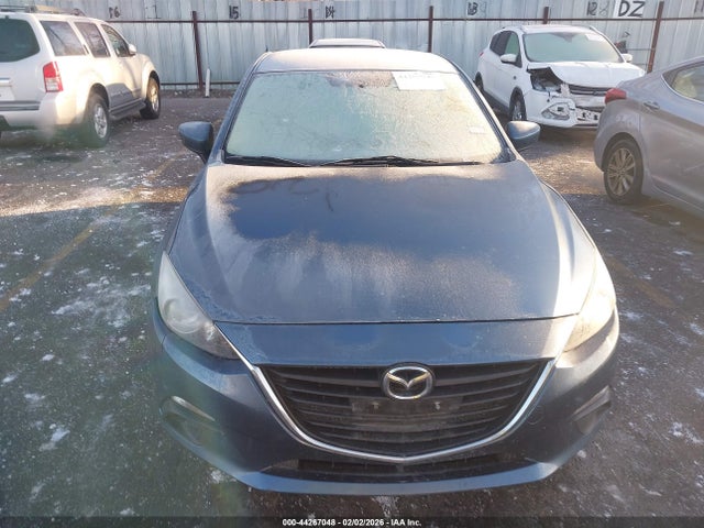 3MZBM1U7XGM329660 Mazda Mazda3 I Sport