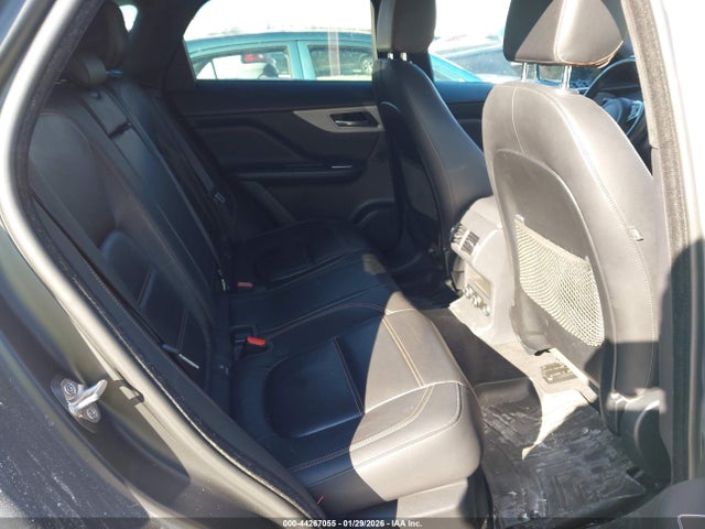 2019 JAGUAR F-PACE SADCK2FX1KA367854 Photo 7