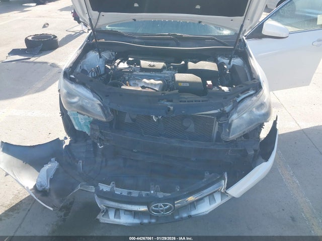 4T1BF1FK1HU407668 Toyota CAMRY SE