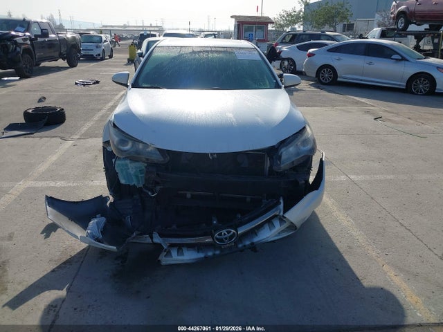 4T1BF1FK1HU407668 Toyota CAMRY SE