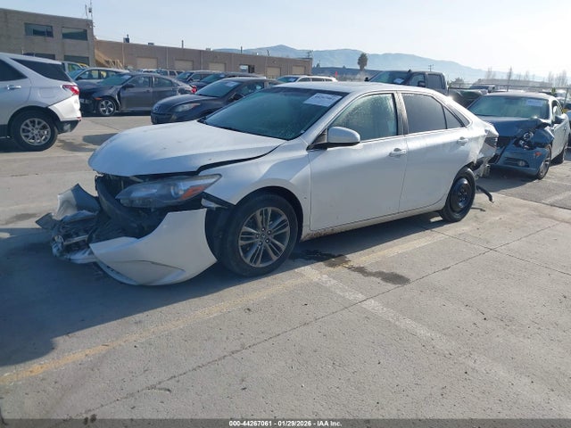 4T1BF1FK1HU407668 Toyota CAMRY SE