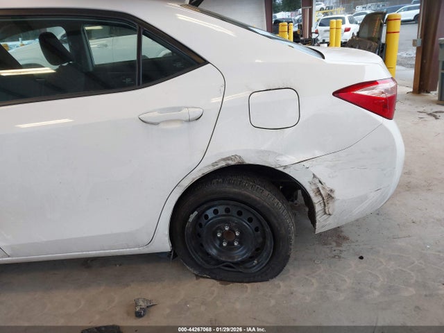 2T1BURHE4HC872118 Toyota COROLLA LE