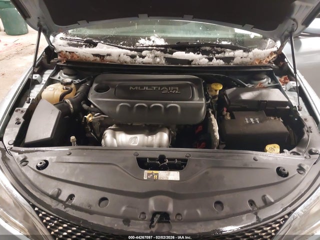 44267097 :رقم المزاد ، 1C3CCCAB1FN698706 vin ، 2015 Chrysler 200 Limited مزاد بيع