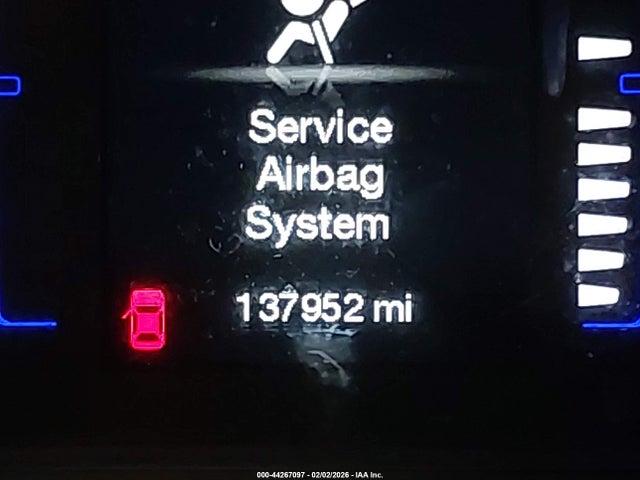 44267097 :رقم المزاد ، 1C3CCCAB1FN698706 vin ، 2015 Chrysler 200 Limited مزاد بيع