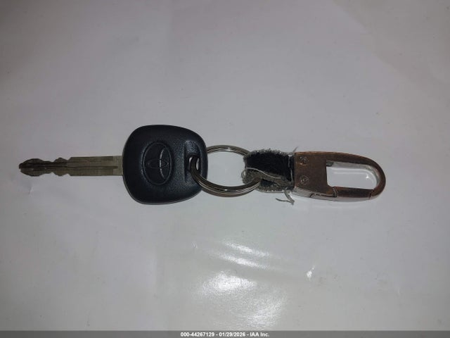 Продажа на аукционе авто 2017 Toyota Corolla Le, vin: 2T1BURHE7HC923837, номер лота: 44267129