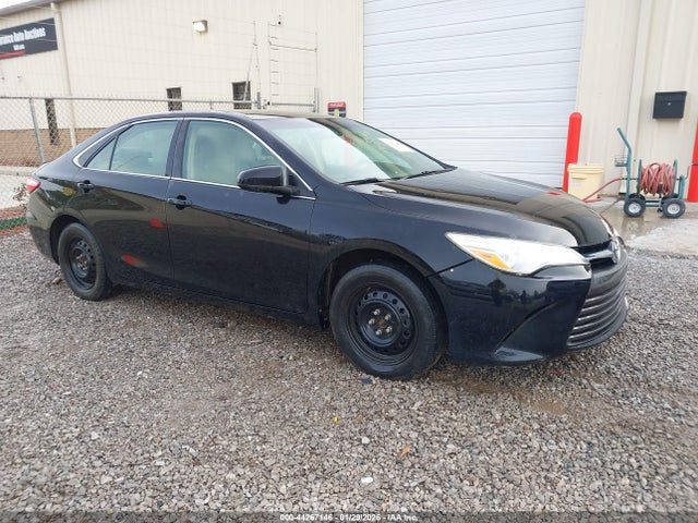 Toyota CAMRY LE 2016 4T4BF1FK1GR555260 главное изображение
