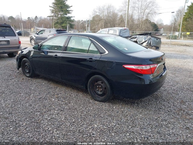 Toyota CAMRY LE 2016 4T4BF1FK1GR555260 Image 3