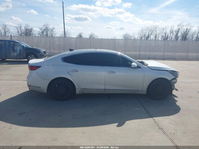 KNALC4J1XH5069695 KIA Cadenza Premium