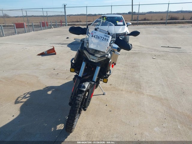 ZD4XBUA08RS002339 Aprilia Tuareg 660