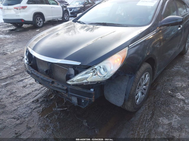 Продажа на аукционе авто 2012 Hyundai Sonata Gls, vin: 5NPEB4AC4CH402126, номер лота: 44267286